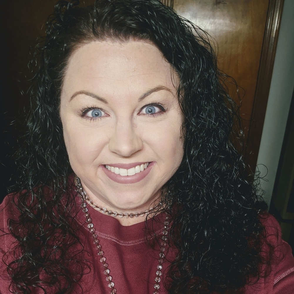 Meet your Posher, Whitney